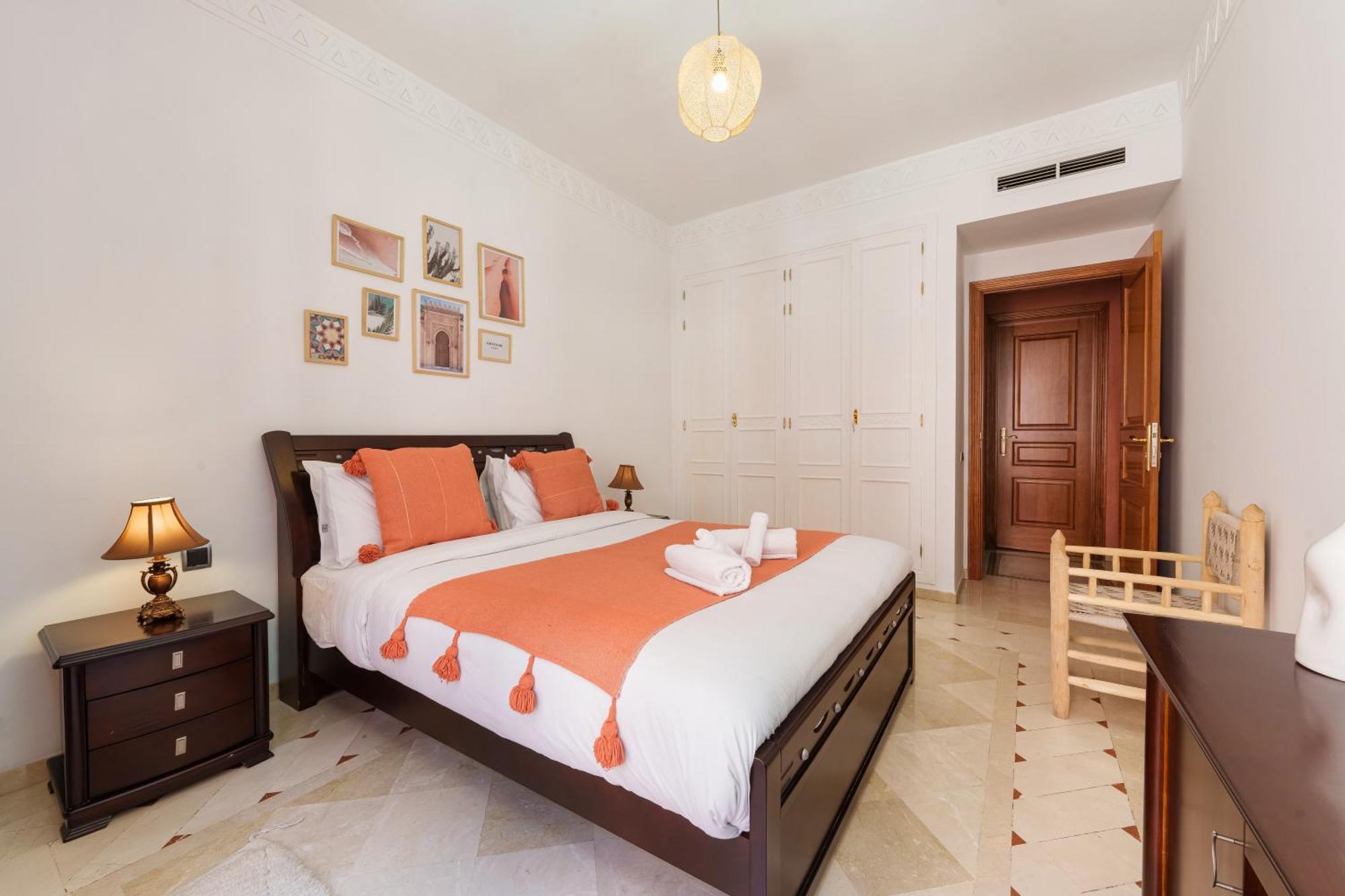 Appartement Chic Gueliz Plaza Avec Vue Marrakesh Exterior photo